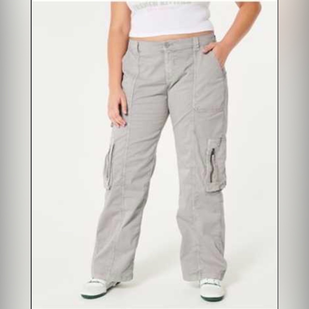 🌸HOLLISTER LOW-RISE BAGGY ZIPPER POCKET CARGO PANTS-TAUPE